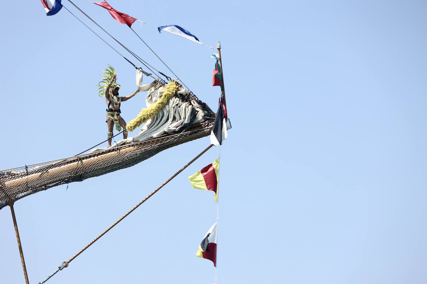 Las imágenes de la Parada Naval y despedida de la Gran Regata de Cádiz 2023