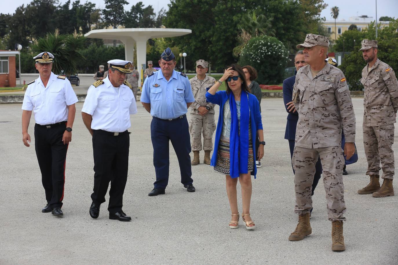 Fotos: Visita de Margarita Robles al Real Observatorio y al &#039;Tercio de la Armada&#039; de San Fernando