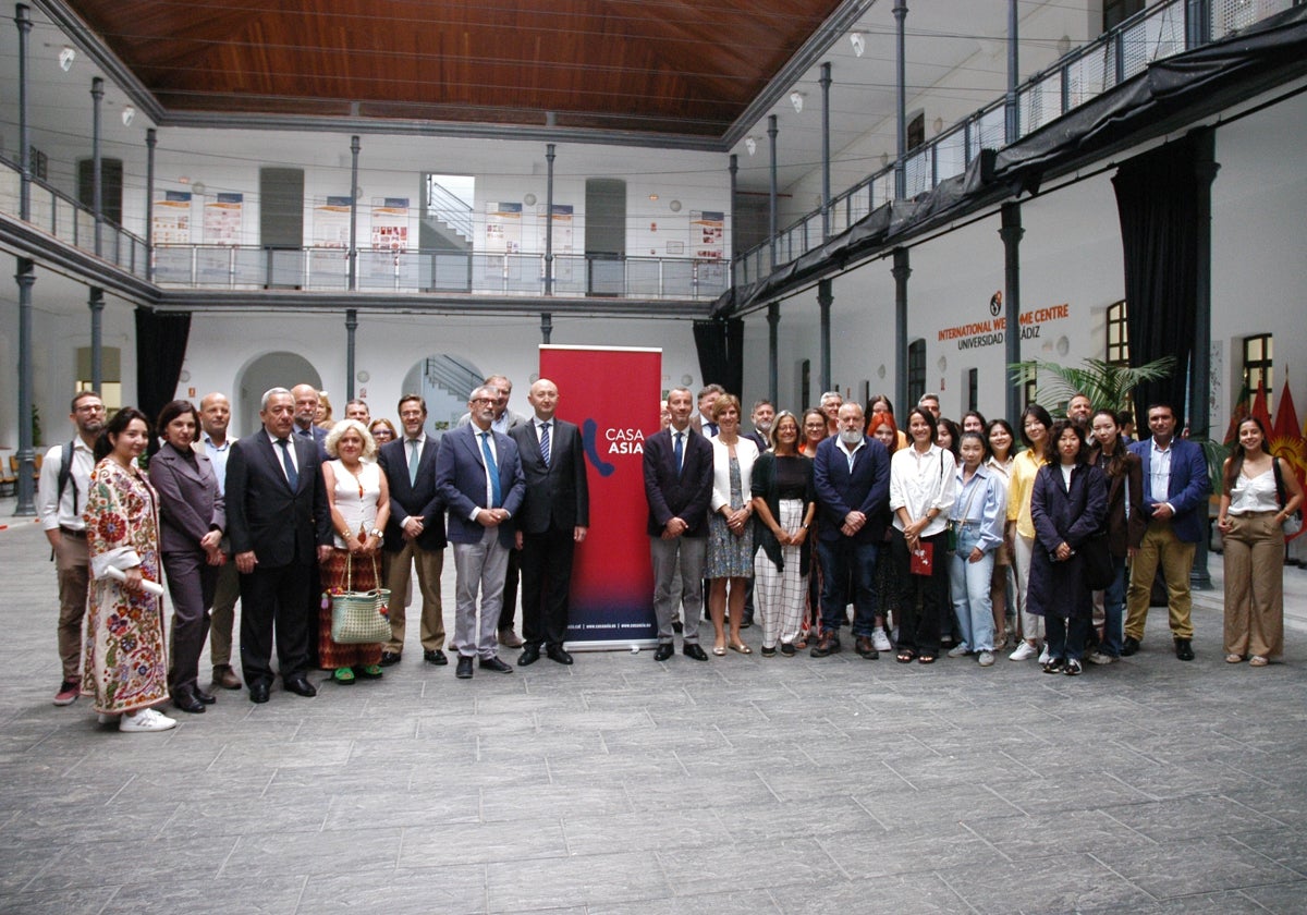 Especialistas nacionales e internacionales participan en la XI Reunión de Estudios Asiáticos de Casa Asia en la UCA.