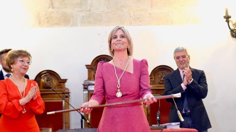 Feijóo elige a la alcaldesa de Jerez, María José García-Pelayo, para la Presidencia de la FEMP