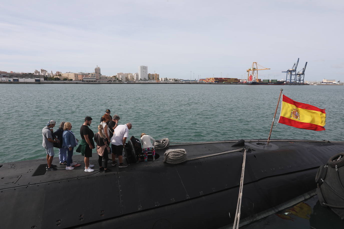 Fotos: El submarino de la Armada, &#039;Galerna&#039;, llega a Cádiz