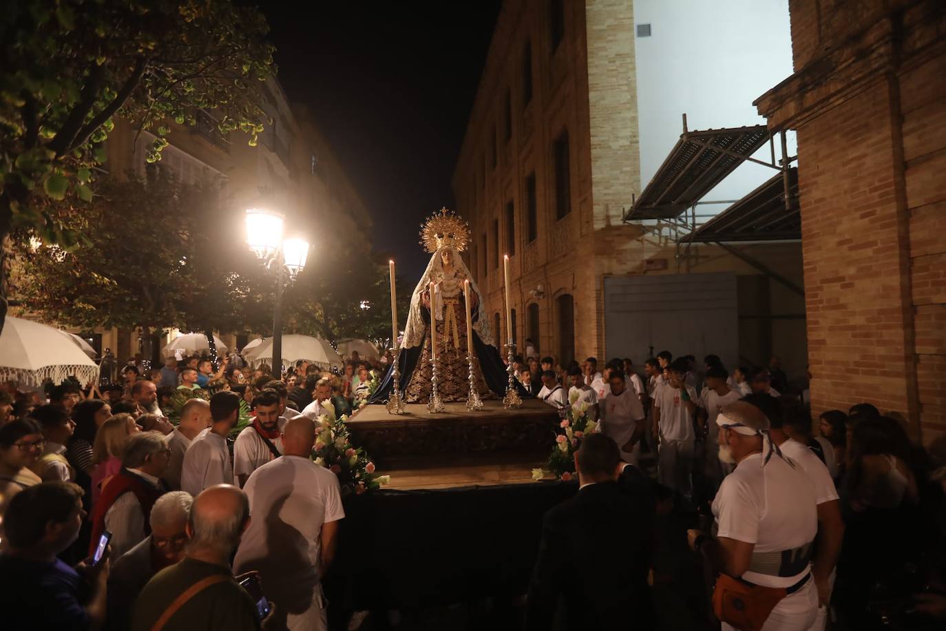 Fotos: Así ha sido la primera procesión civil de Cádiz