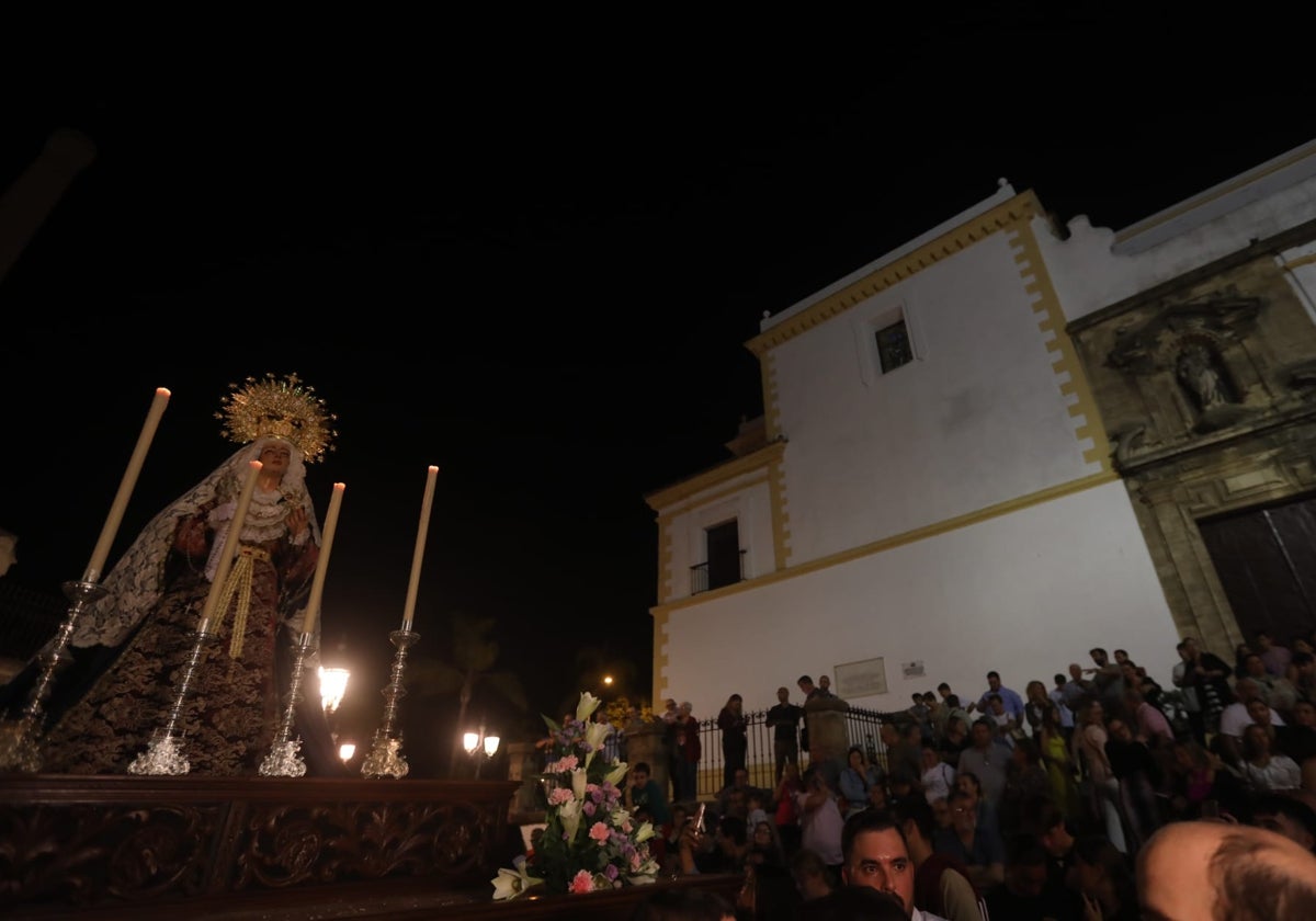 La Virgen ha salido desde el Palacio de Congresos de Cádiz