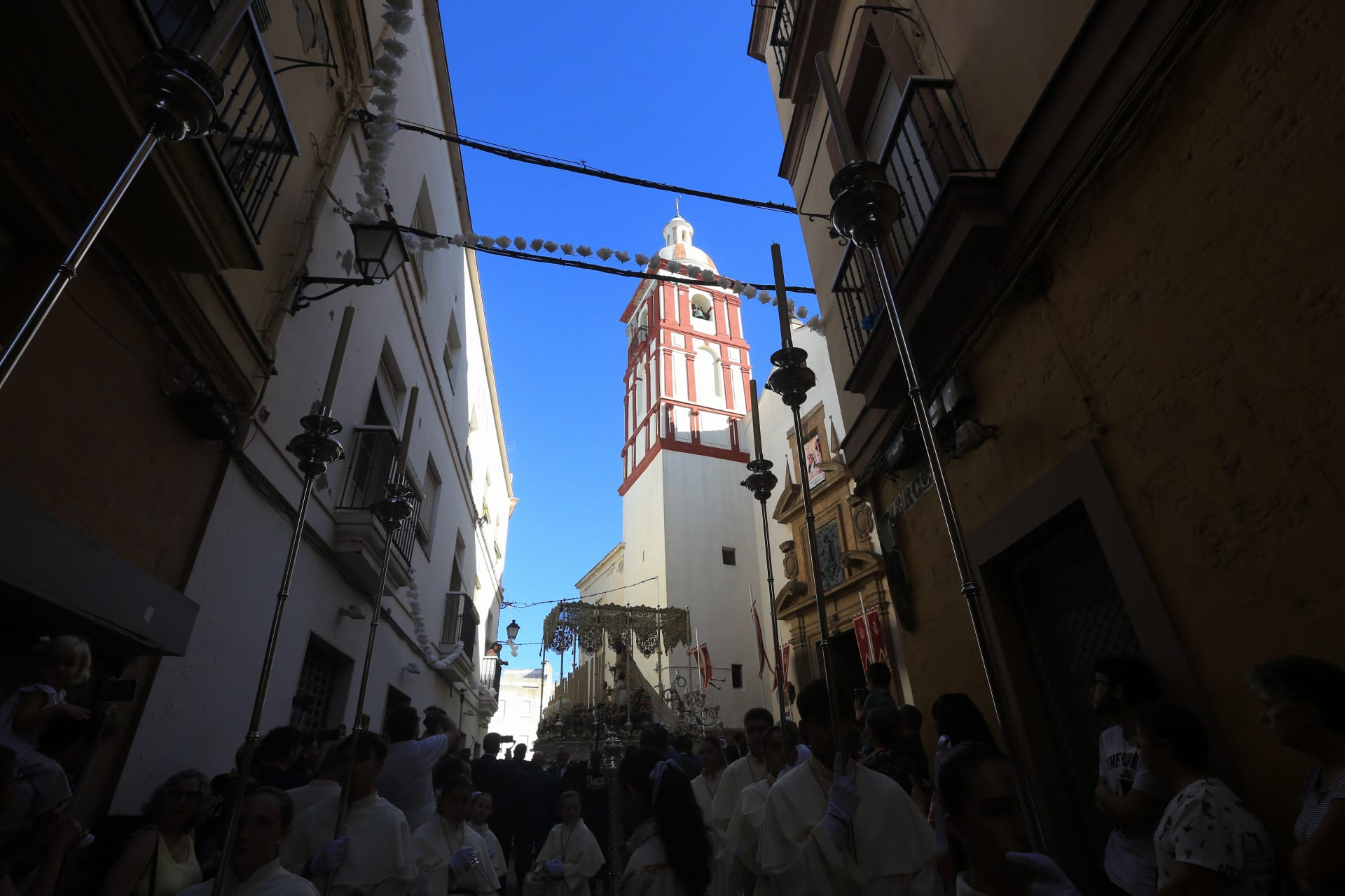 La Merced se pasea por su barrio
