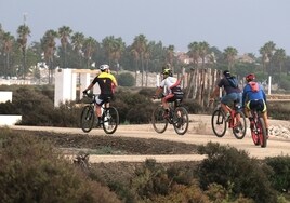 Estas son las rutas ciclistas del Eurovelo 8 en Cádiz: ¿Cuántos kilómetros tienen?