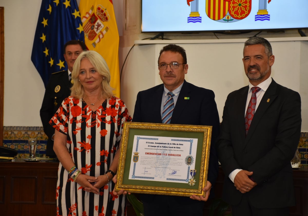 Mercedes Colombo asiste al acto de celebración del Santo Ángel de la Guarda.