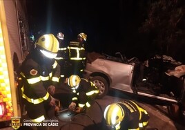 Tres muertos en un accidente entre un autobús y un turismo que circulaba dirección Villamartín