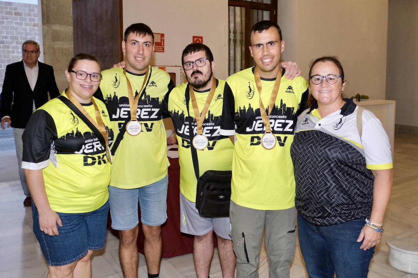 Fotos: Fiesta Cádiz Solidaria de LA VOZ de Cádiz y Fundación &#039;La Caixa&#039;