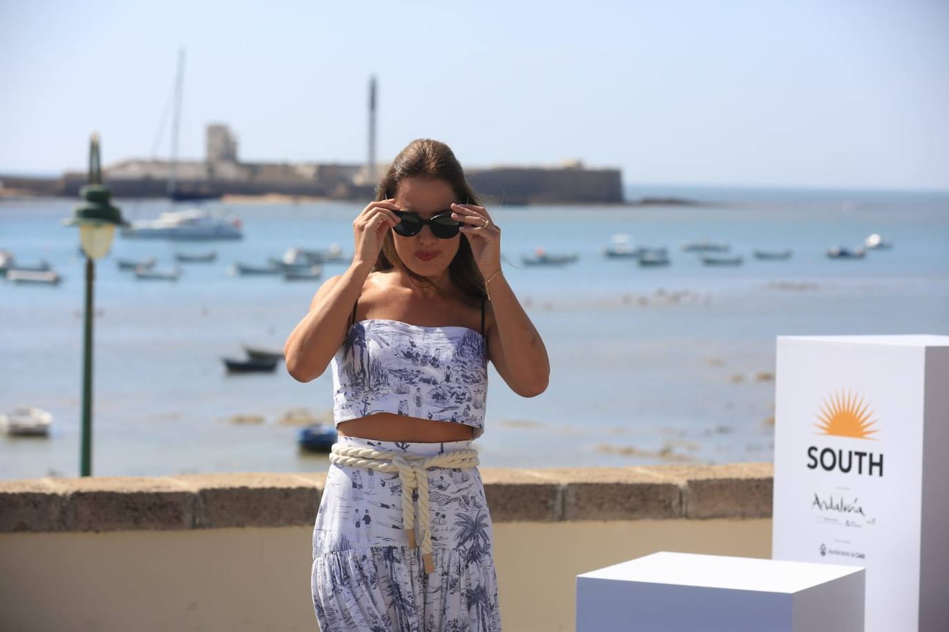 En imágenes: El equipo de &#039;La ley del mar&#039;, con Luis Tosar a la cabeza, en La Caleta