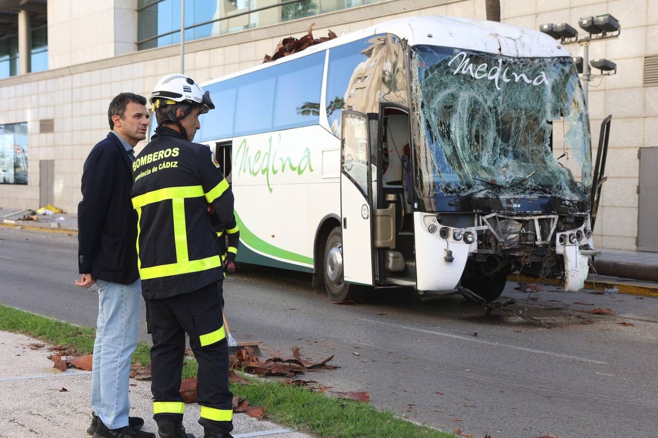 Fotos: Grave accidente de tráfico en Cádiz
