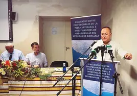 Pescadores de Cádiz y Marruecos abogan por unificar criterios y normas en la gestión de los caladeros compartidos