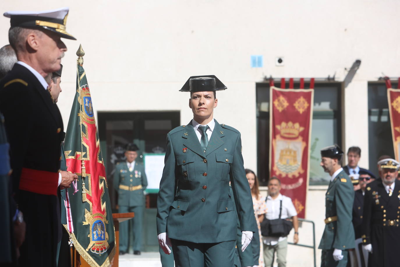 Fotos: La Guardia Civil rinde homenaje a su patrona en Cádiz