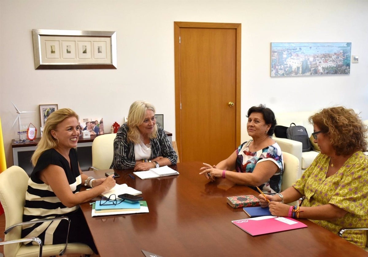 Reunión Con Asociación Agamama.