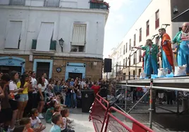 Fotos I: Sábado de SailGP por las calles de Cádiz