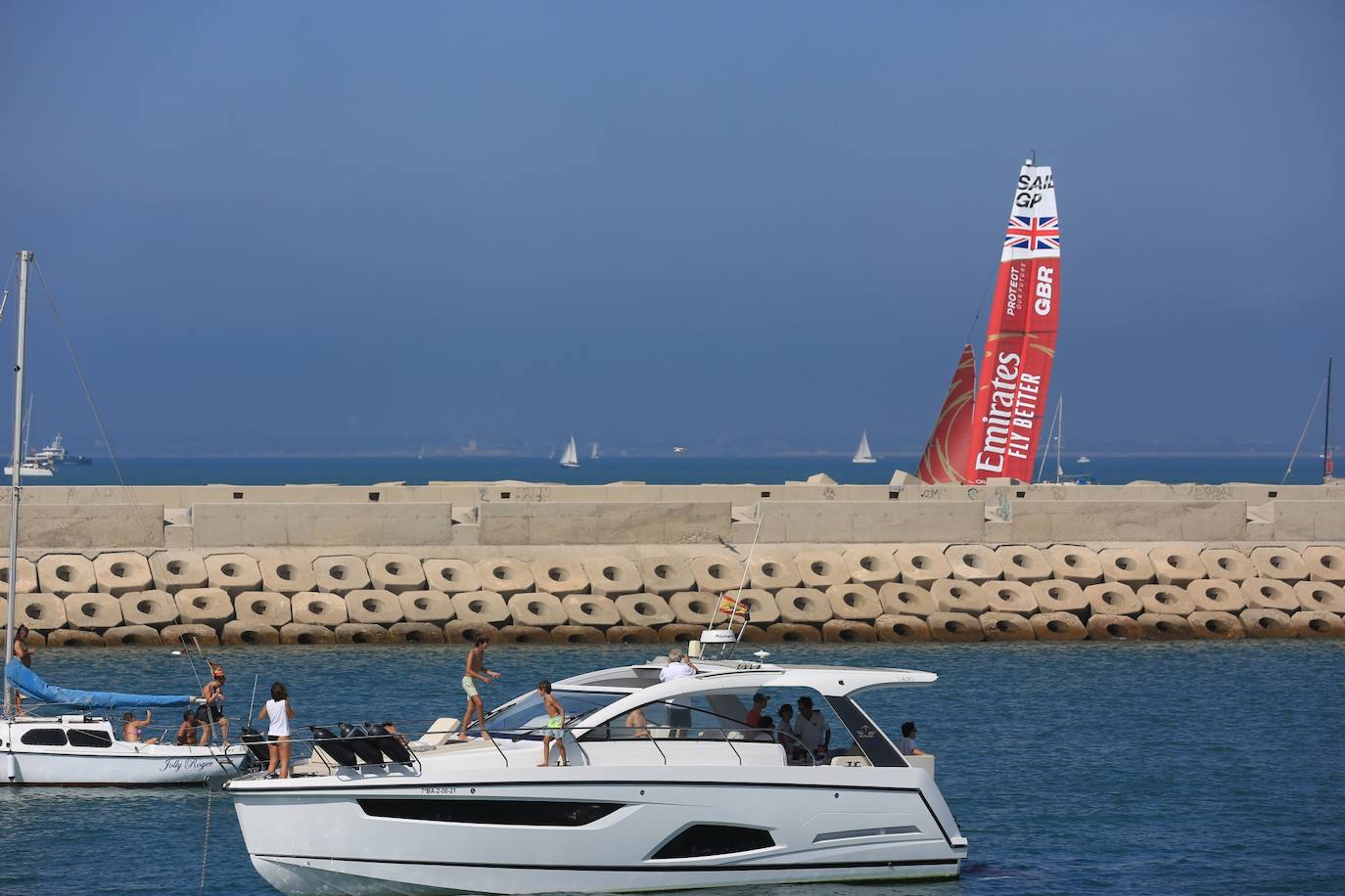 Fotos II: Sábado de SailGP por las calles de Cádiz