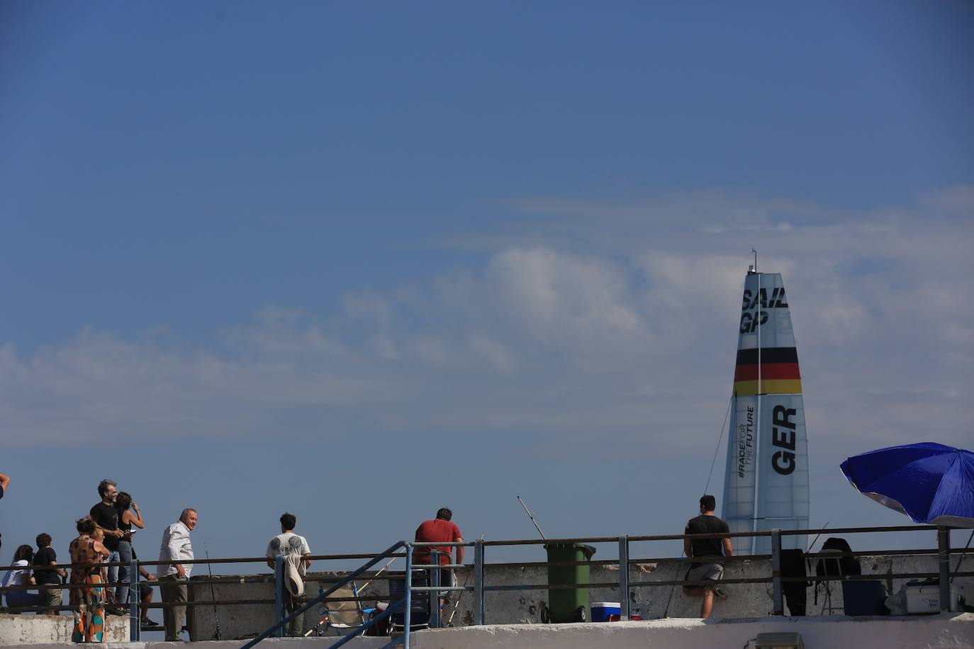 Fotos II: Sábado de SailGP por las calles de Cádiz