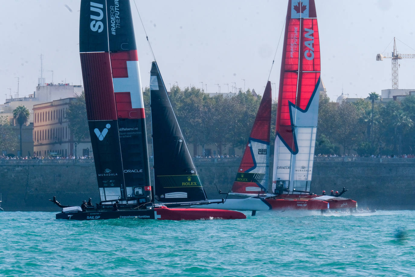 Fotos: Así ha sido la primera jornada de SailGP en Cádiz