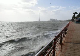 Bomberos recomienda máxima precaución por las fuertes rachas de viento en la provincia de Cádiz