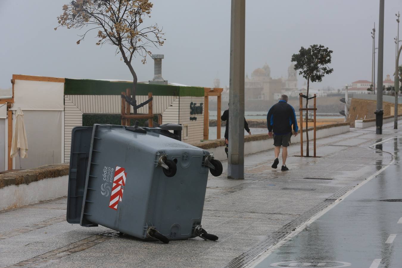 Fotos: Los efectos del paso de la borrasca Bernard en Cádiz