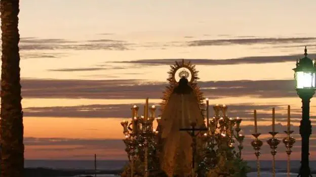 La Virgen de la Palma logró parar el maremoto de 1755.