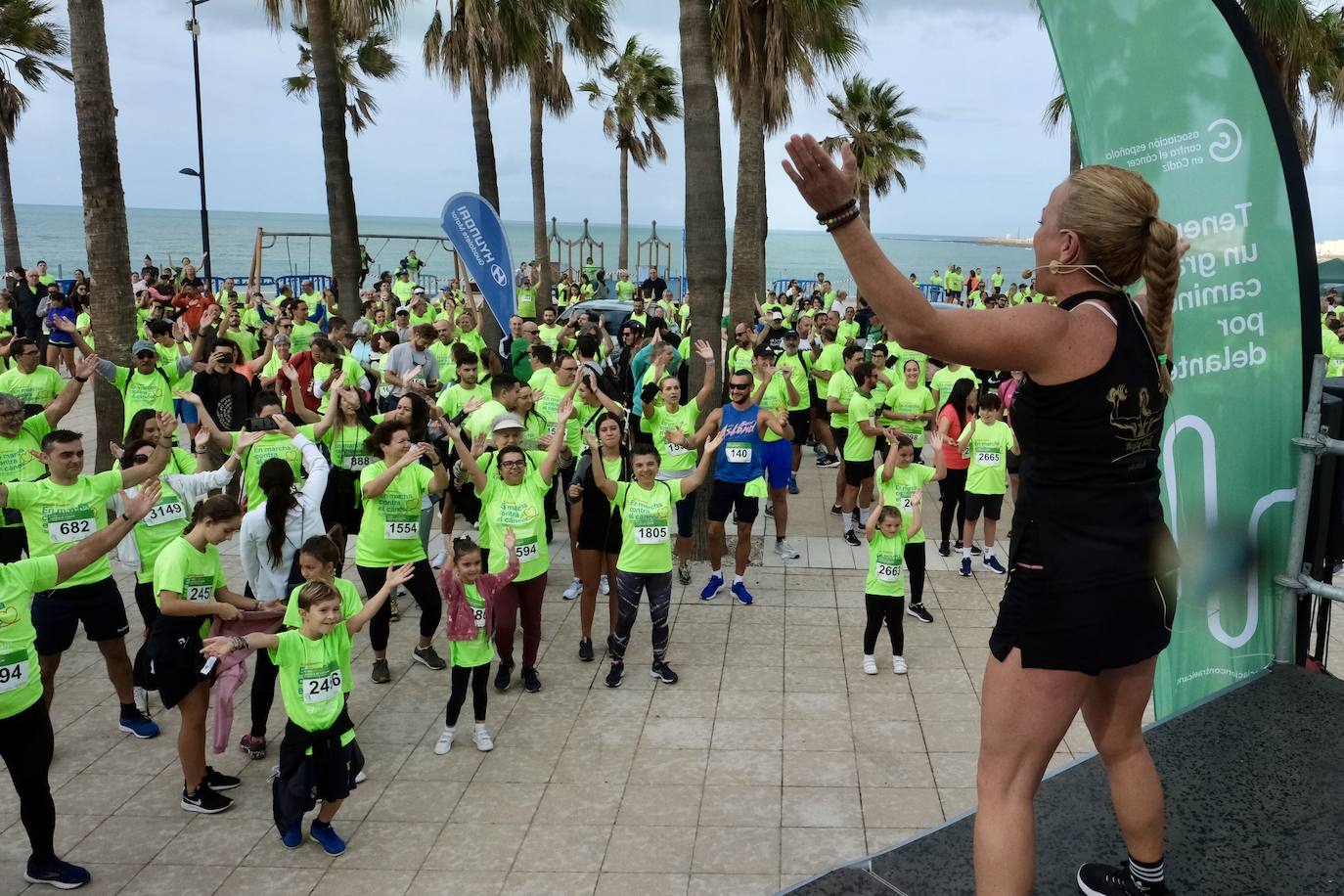 FOTOS: Carrera contra el Cáncer en Cádiz