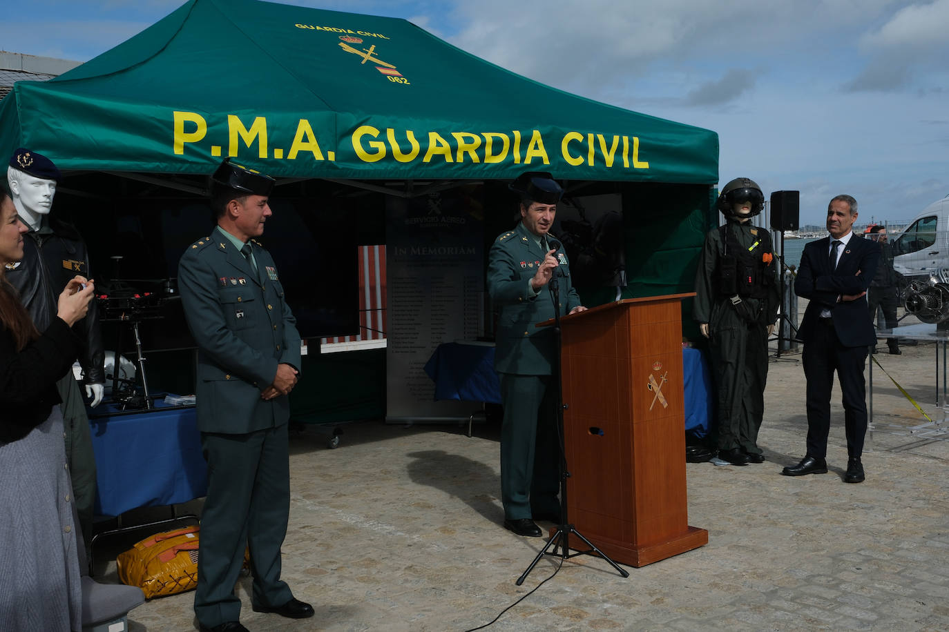 Fotos: 50 aniversario del servicio aéreo de la Guardia Civil