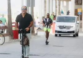 El Ayuntamiento de Cádiz continúa con la campaña de concienciación sobre el uso de patinetes eléctricos