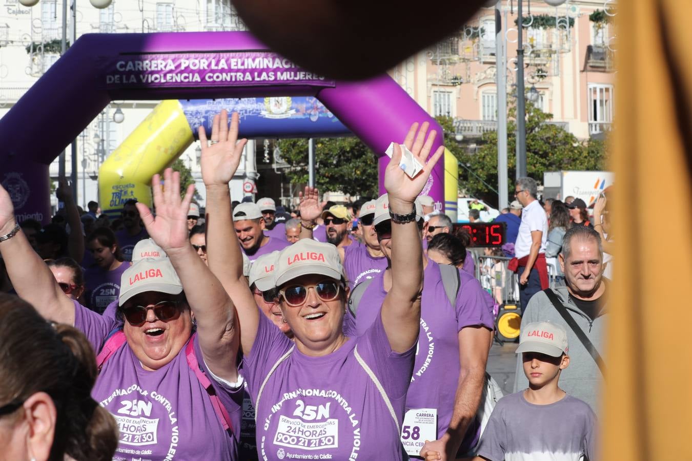 Fotos: Carrera Popular por la eliminación de la violencia contra las mujeres