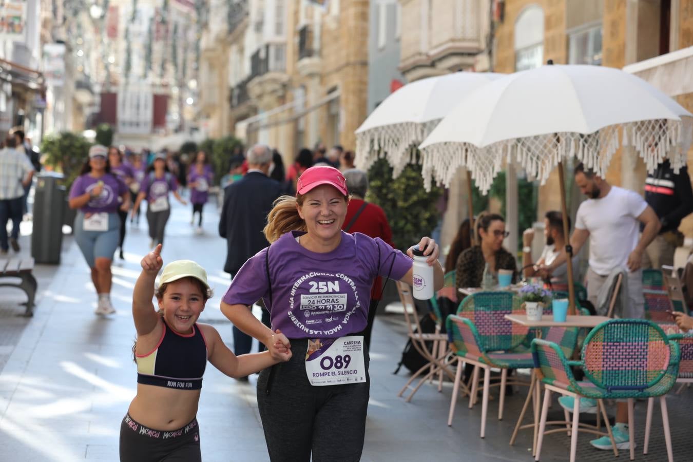 Fotos: Carrera Popular por la eliminación de la violencia contra las mujeres