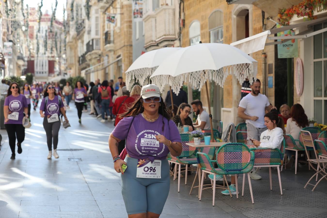 Fotos: Carrera Popular por la eliminación de la violencia contra las mujeres
