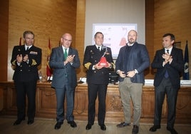 El buque escuela «Juan Sebastián de Elcano» recibe en Madrid el premio de La 11Mil