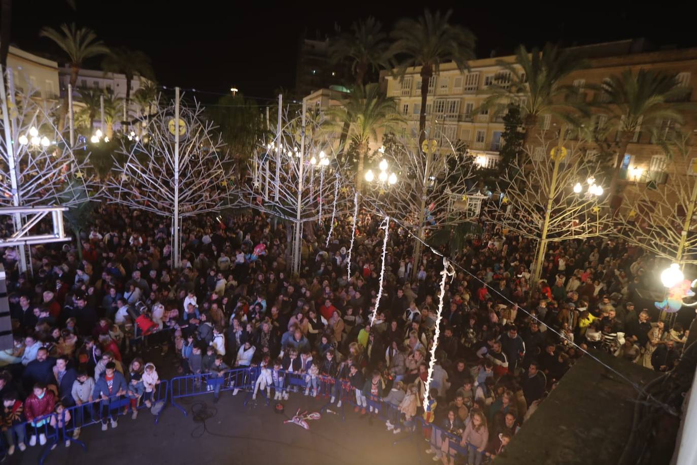 Cádiz ya vive la Navidad