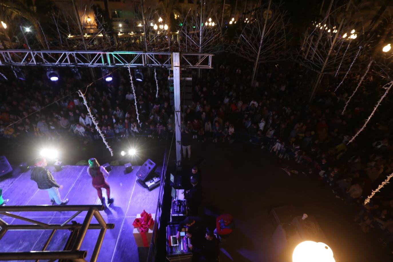 Cádiz ya vive la Navidad