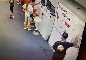 Fin a una banda de Cádiz que conseguía datos bancarios de sus víctimas para hacer cientos de compras online