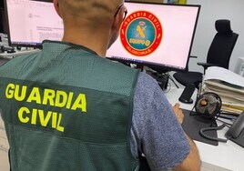 La Guardia Civil investiga a dos personas en Algeciras por conducir sin permiso