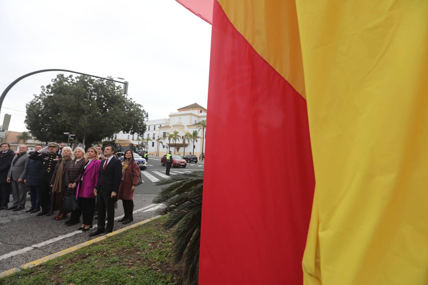 Fotos: Cádiz celebra el Día de la Constitución con la tradicional ofrenda floral e izado de la bandera