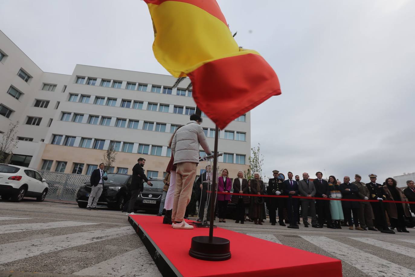 Fotos: Cádiz celebra el Día de la Constitución con la tradicional ofrenda floral e izado de la bandera