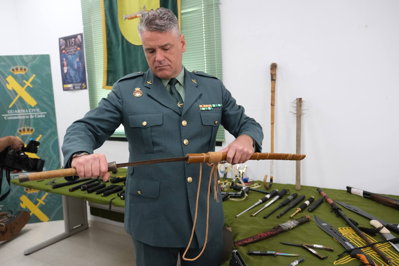 Fotos: El arsenal a la venta por internet en la provincia de Cádiz