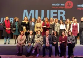 El talento de Marisa de Azcárate reconocido con el  Premio 'MujerImparable 2023'