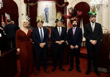 Los Reyes Magos de Cádiz ya tienen sus coronas