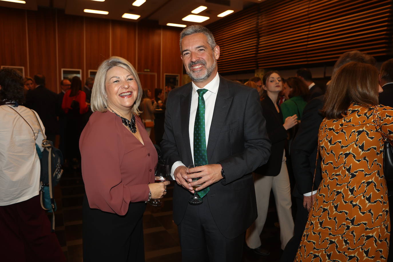 Mª del Carmen Benítez y Javier Arana.