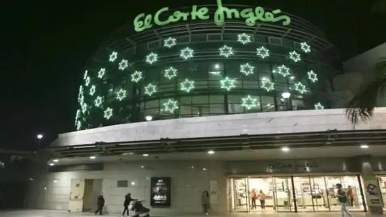 Horarios de supermercados y centros comerciales de Cádiz en Nochebuena y Navidad 2023