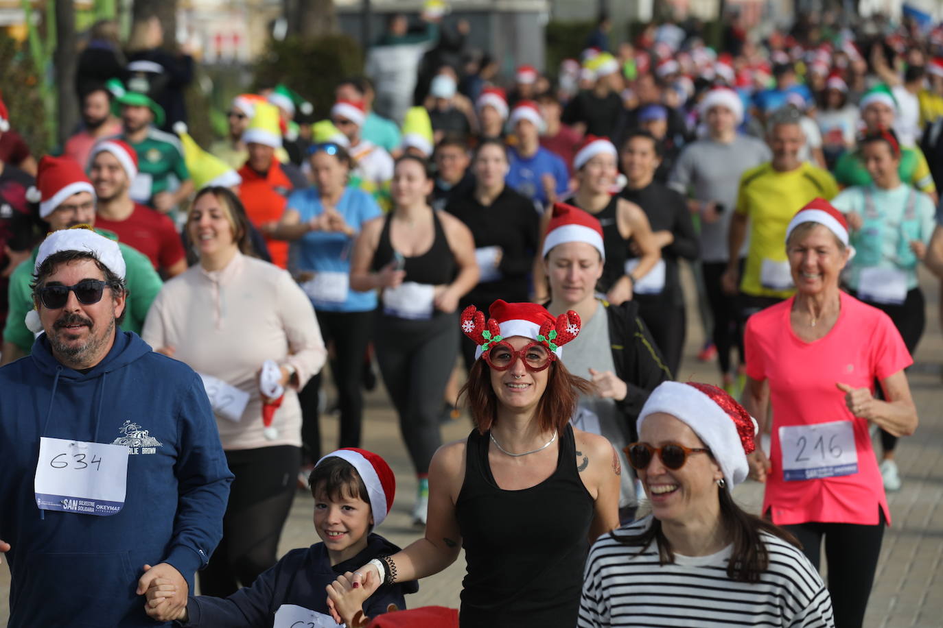 Las mejores imágenes de la San Silvestre en El Puerto