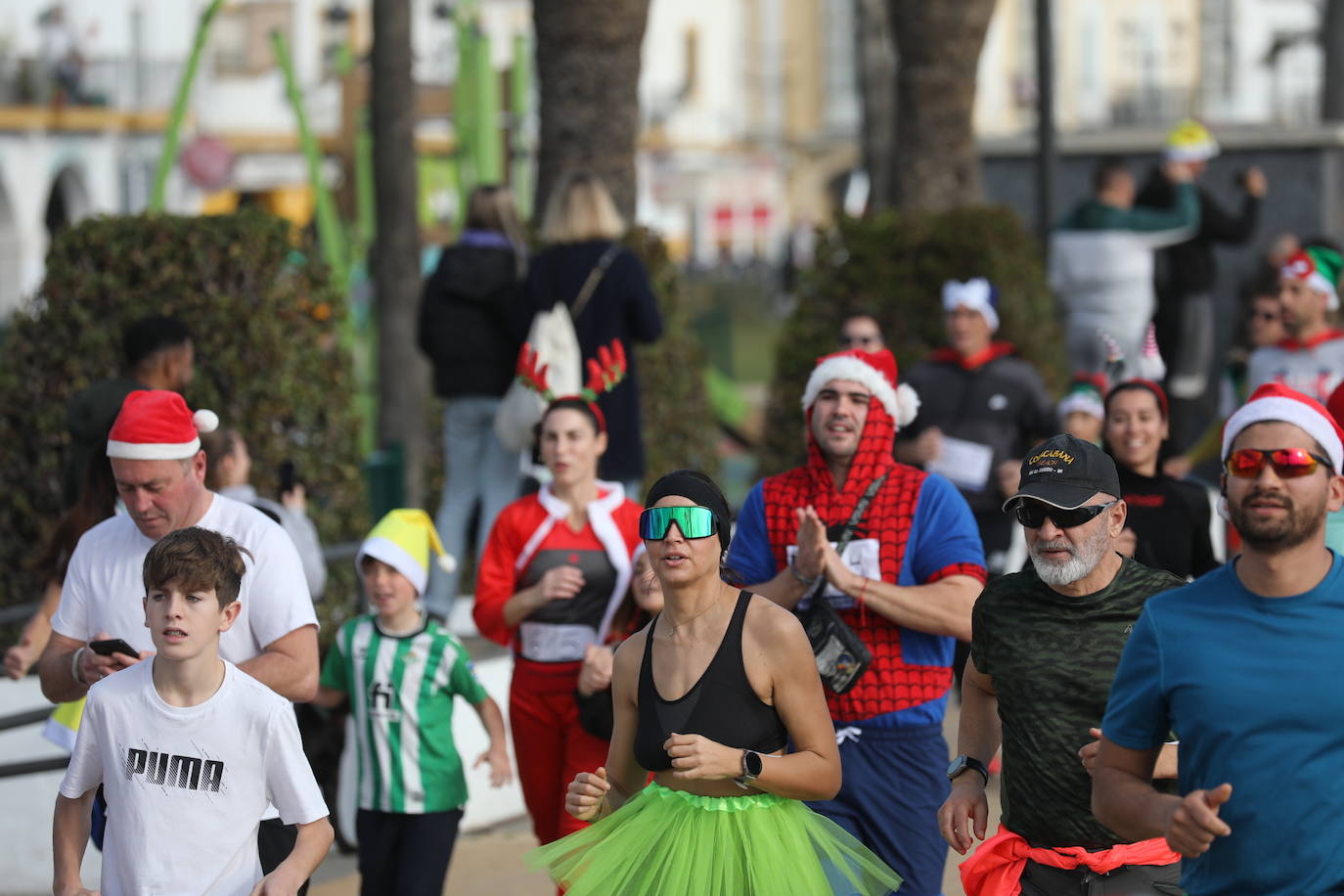 Las mejores imágenes de la San Silvestre en El Puerto