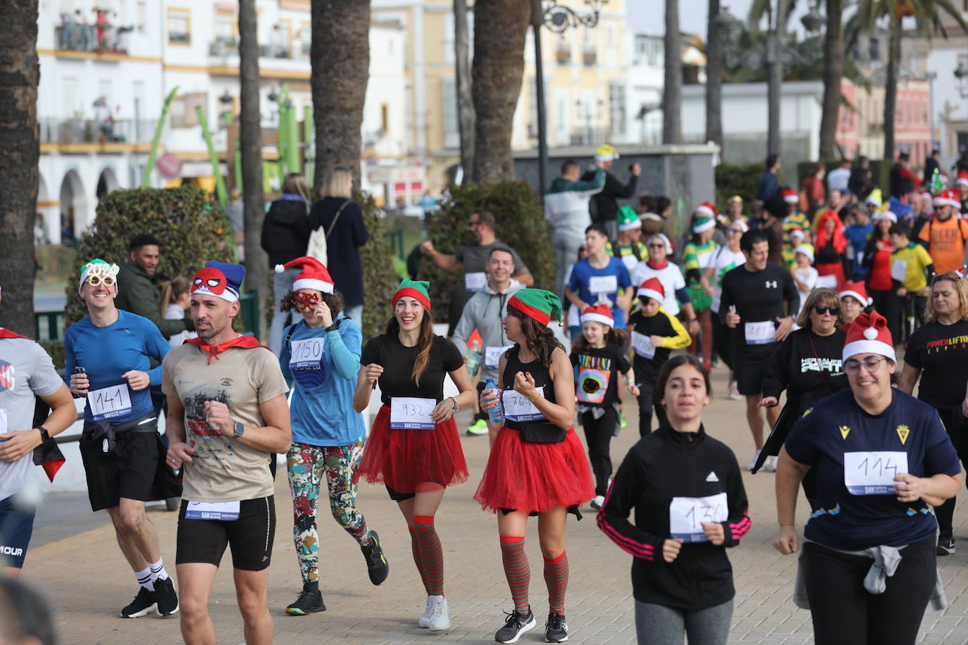 Las mejores imágenes de la San Silvestre en El Puerto