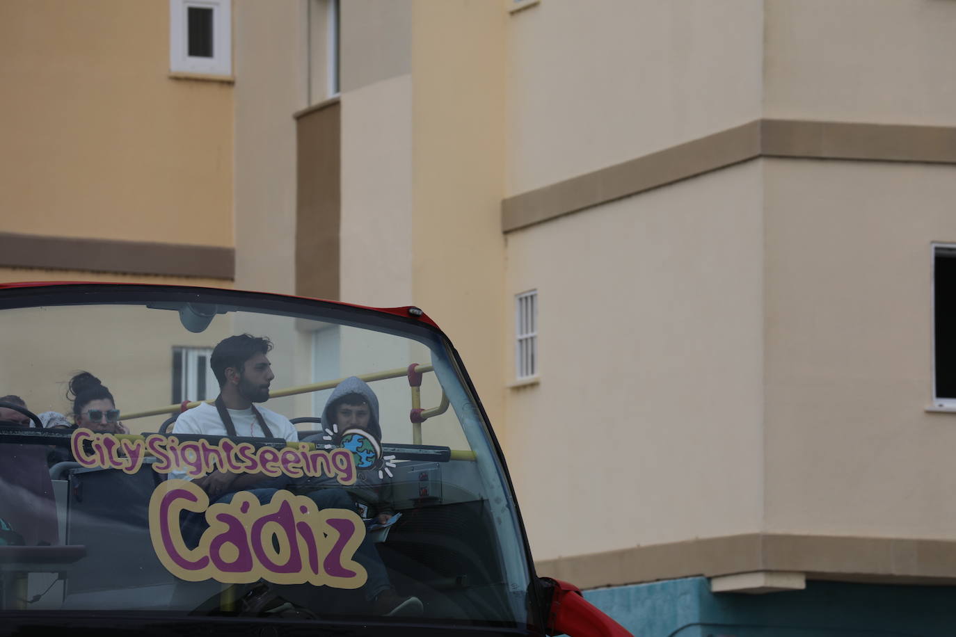 Cádiz estrena 2024 con un ambiente relajado