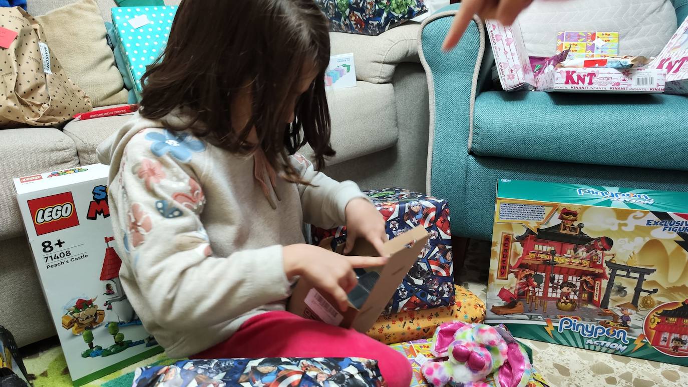 Así ha sido la llegada de los Reyes Magos en los hogares gaditanos