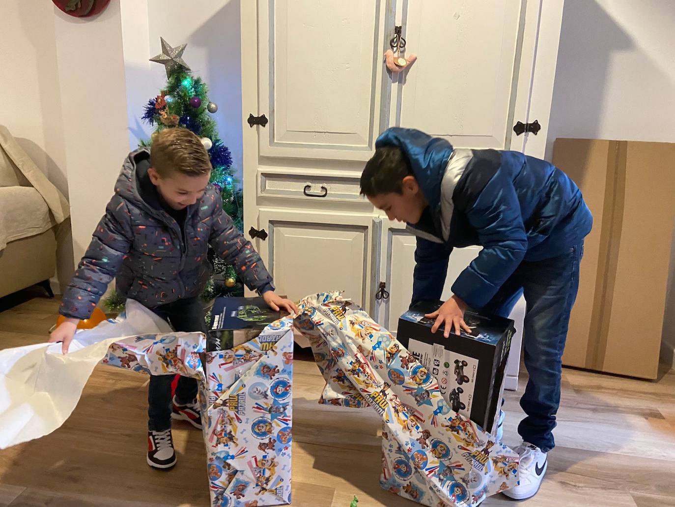 Así ha sido la llegada de los Reyes Magos en los hogares gaditanos