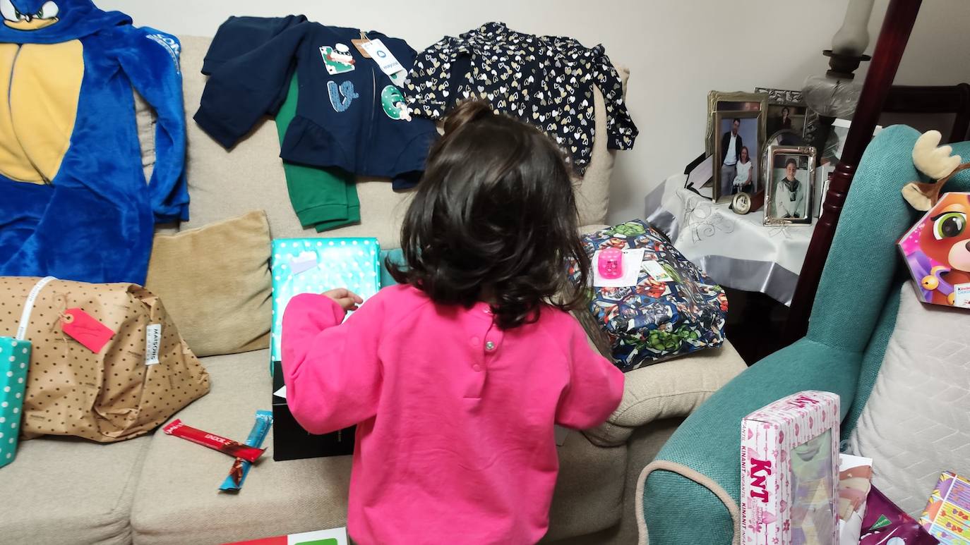 Así ha sido la llegada de los Reyes Magos en los hogares gaditanos