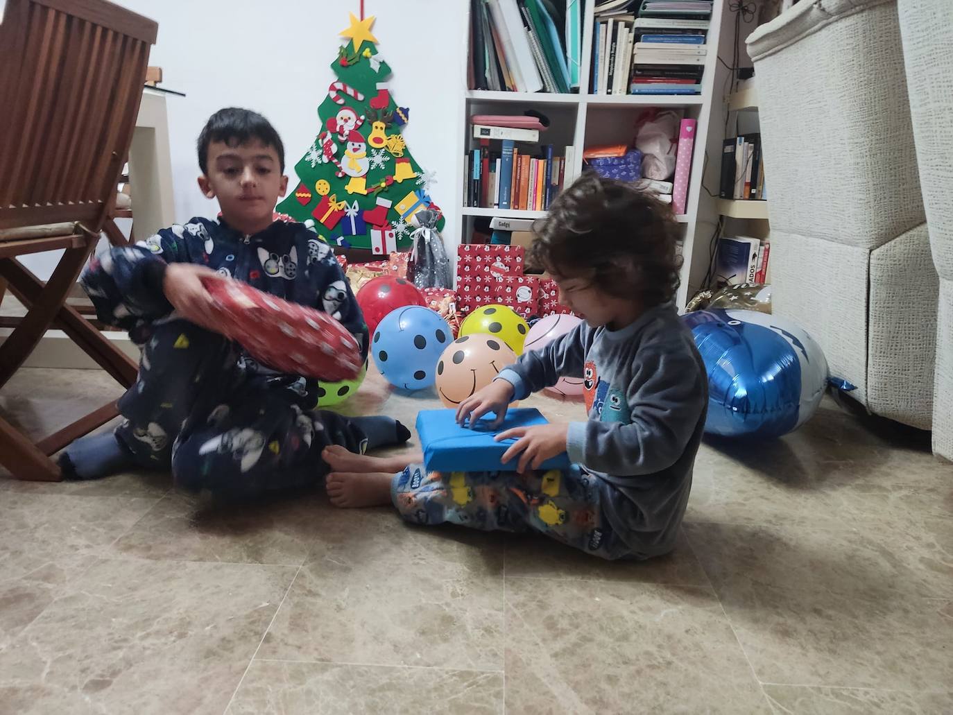 Así ha sido la llegada de los Reyes Magos en los hogares gaditanos